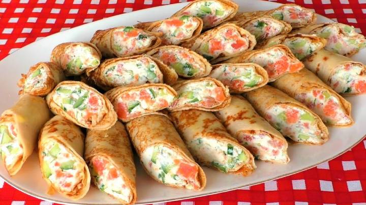 Каждый год в Прощеное воскресенье подаю тонкие блинчики с очень вкусной начинкой