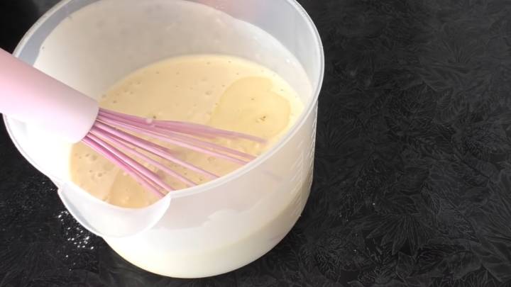 Каждый год в Прощеное воскресенье подаю тонкие блинчики с очень вкусной начинкой
