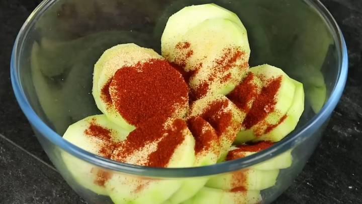 Я больше не жарю кабачки. В духовке вкуснее и полезнее