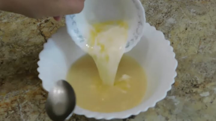 Я попробовала совместить зеленый лук с яйцами! Вкусная еда, которая продается быстрее, чем блины