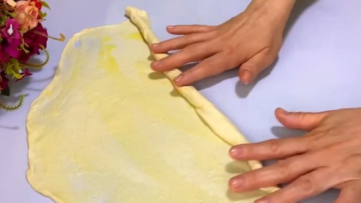 В кипящую воду высыпаю манку и муку. Семья просила готовить снова и снова