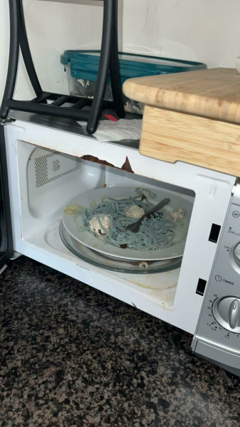 Когда еда пугает больше, чем радует: 17 самых странных и тревожных кулинарных моментов
