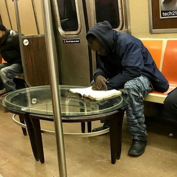 Метрополитен &mdash; это отдельный мир: пассажиры метро, которых не ожидал даже машинист