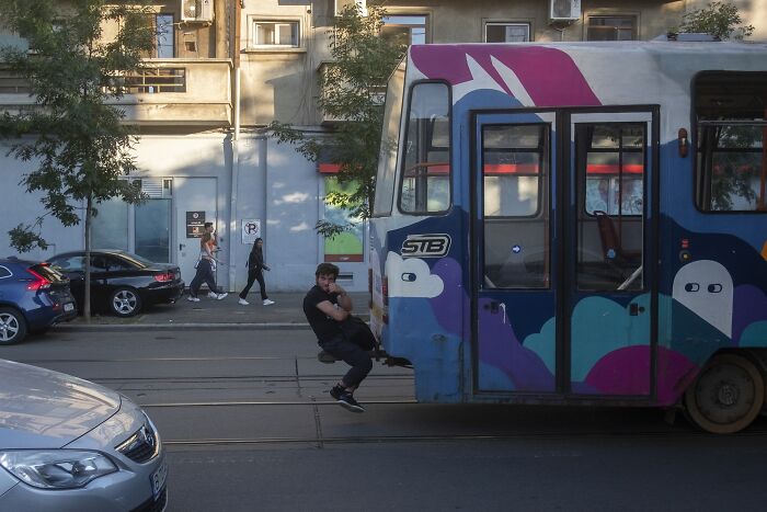 18 случайных комедийных шедевров: уличные моменты, которые могли бы случиться только в реальной жизни
